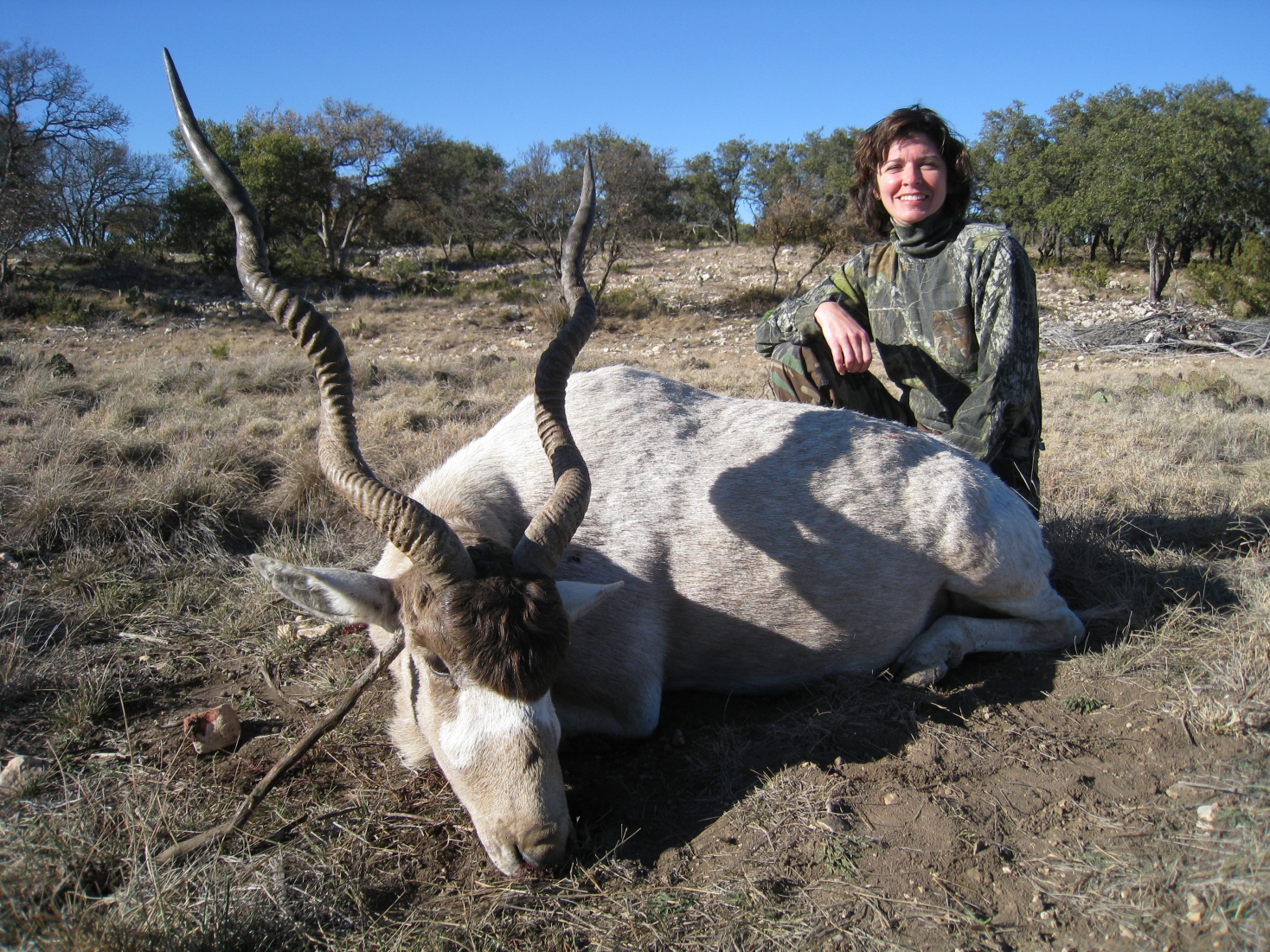 Exotic Descriptions :: 5 Star Outfitters Texas Whitetail Hunts